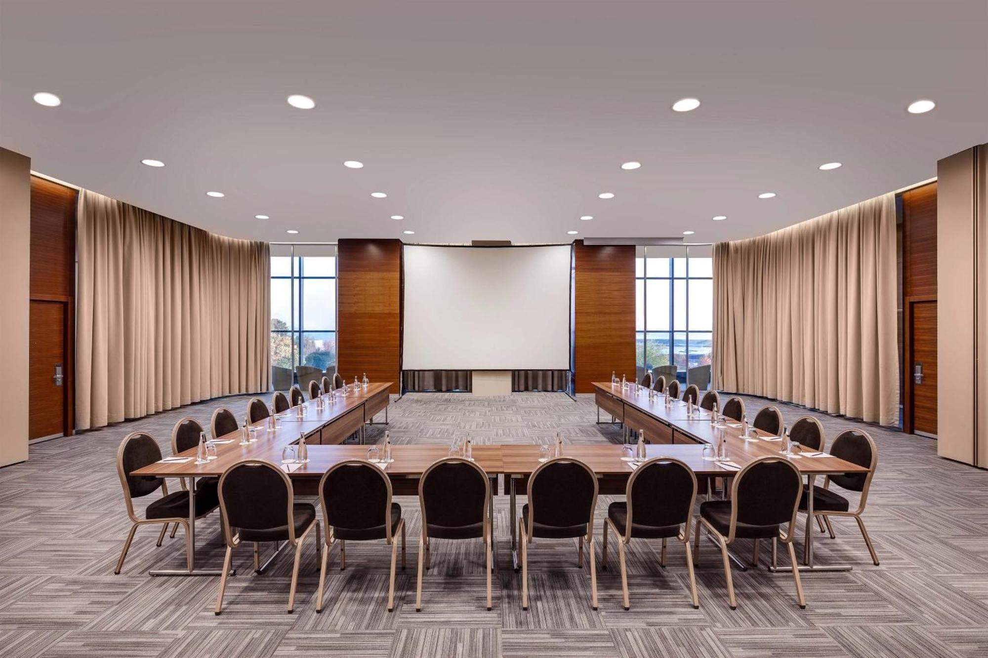 Sheraton Istanbul Atakoy Hotel Exteriér fotografie Meeting room